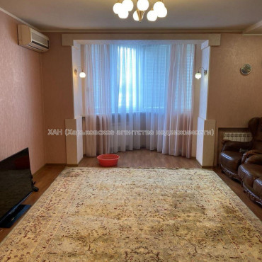Продам квартиру, Полтавский Шлях ул. , 3 кім., 74 м², евроремонт 