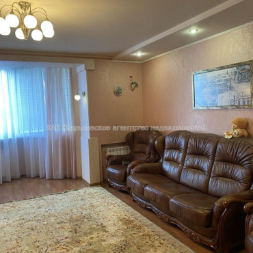 Продам квартиру, Полтавский Шлях ул. , 3 кім., 74 м², евроремонт 