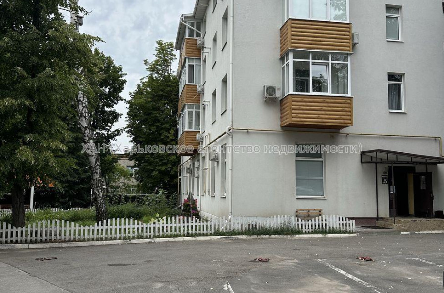 Продам квартиру, Деревянко ул. , 1  ком., 17 м², капитальный ремонт 