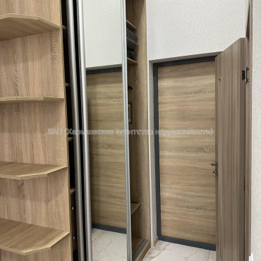 Продам квартиру, Деревянко ул. , 1 кім., 17 м², капитальный ремонт 