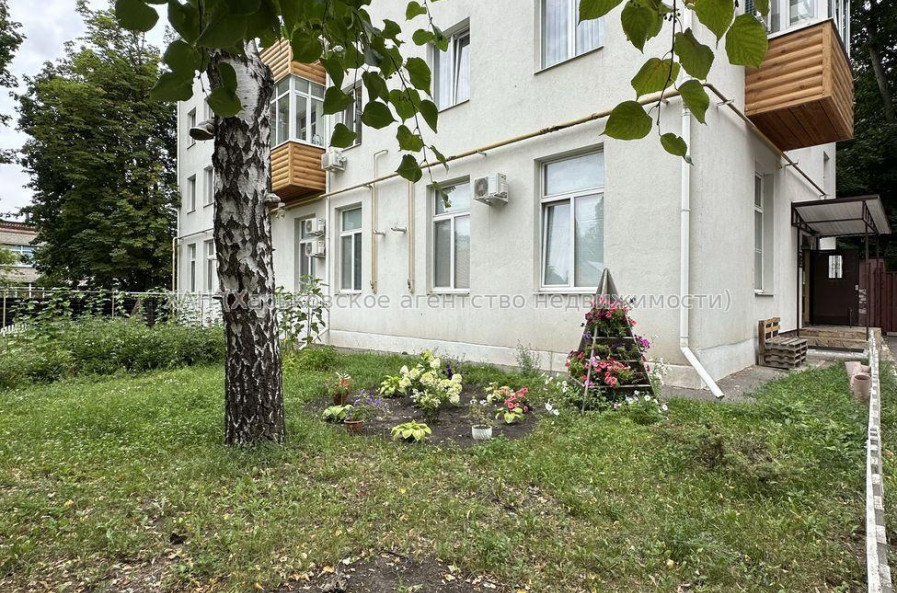 Продам квартиру, Деревянко ул. , 1  ком., 17 м², капитальный ремонт 