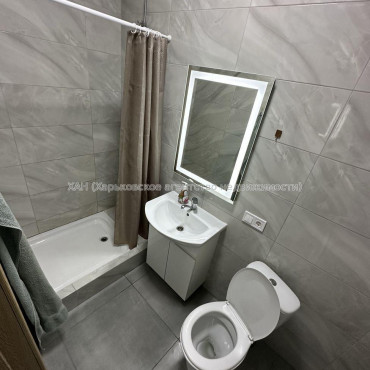 Продам квартиру, Деревянко ул. , 1 кім., 17 м², капитальный ремонт 