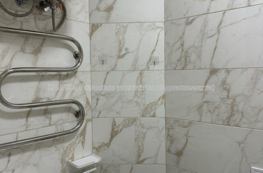 Продам квартиру, Деревянко ул. , 1  ком., 17 м², капитальный ремонт 