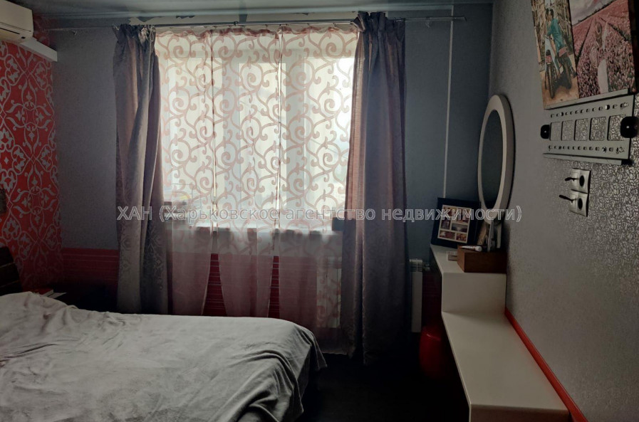 Продам квартиру, Гвардейцев Широнинцев ул. , 4 кім., 84 м², евроремонт 