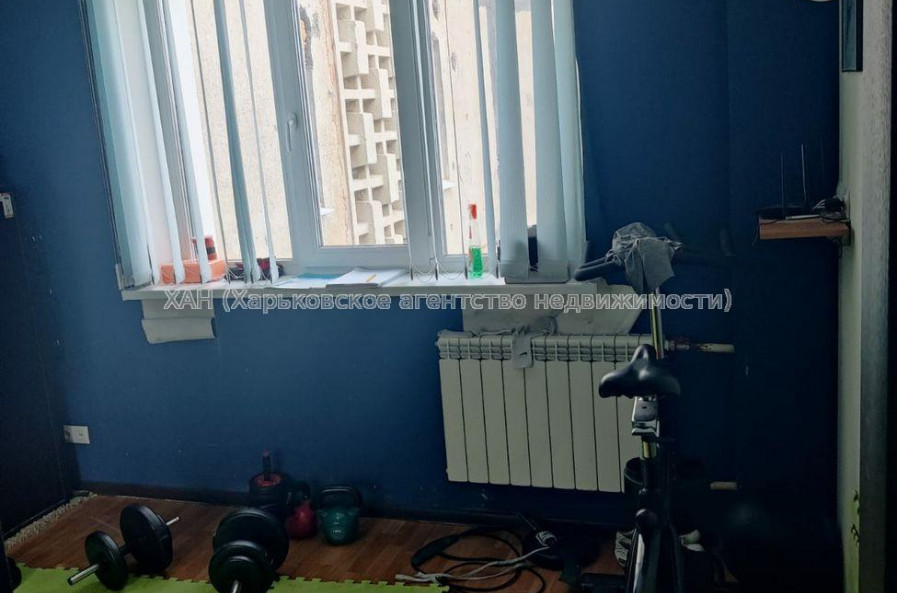 Продам квартиру, Гвардейцев Широнинцев ул. , 4 кім., 84 м², евроремонт 