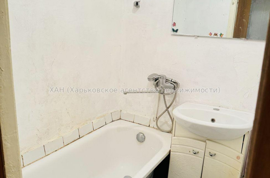 Продам квартиру, Светлая ул. , 1  ком., 32 м², косметический ремонт 