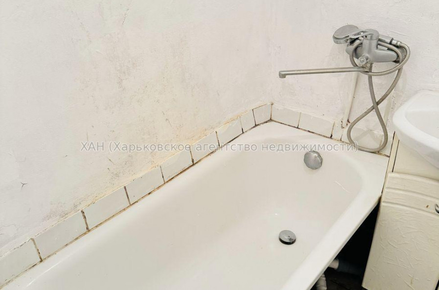 Продам квартиру, Светлая ул. , 1  ком., 32 м², косметический ремонт 