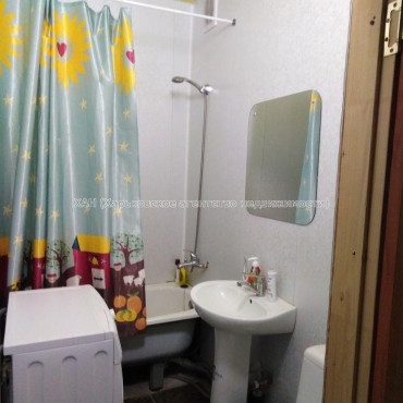 Продам квартиру, Олега Гуцоло пер. , 1 кім., 32 м², косметический ремонт 