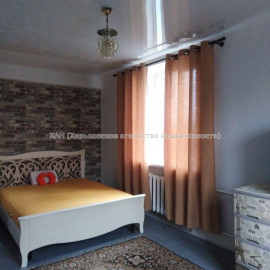 Продам квартиру, Евгения Храпка ул. , 1 кім., 32 м², косметический ремонт