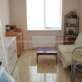 Продам квартиру, Мирослава Мисли ул. , 1  ком., 16 м², капитальный ремонт