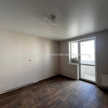 Продам квартиру, Льва Ландау просп. , 2 кім., 54 м², капитальный ремонт 