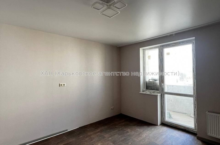Продам квартиру, Льва Ландау просп. , 2 кім., 54 м², капитальный ремонт 