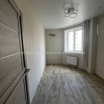 Продам квартиру, Льва Ландау просп. , 2 кім., 54 м², капитальный ремонт 