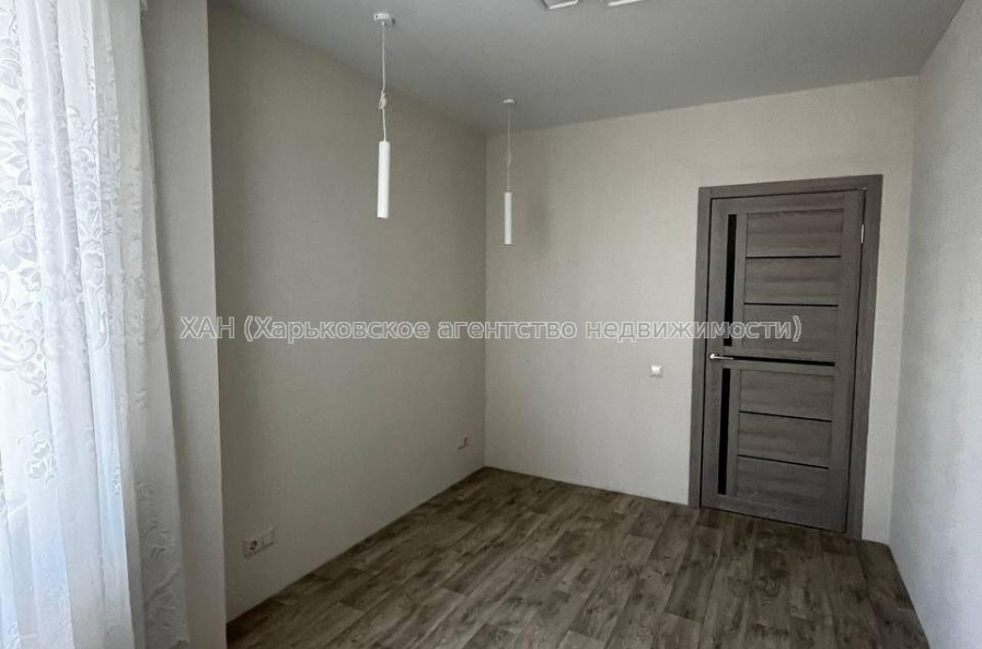 Продам квартиру, Льва Ландау просп. , 2 кім., 54 м², капитальный ремонт 