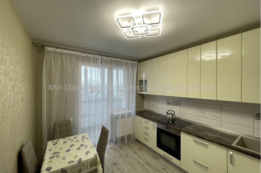 Продам квартиру, Мира ул. , 2  ком., 45 м², евроремонт 