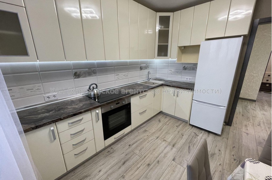 Продам квартиру, Мира ул. , 2  ком., 45 м², евроремонт 