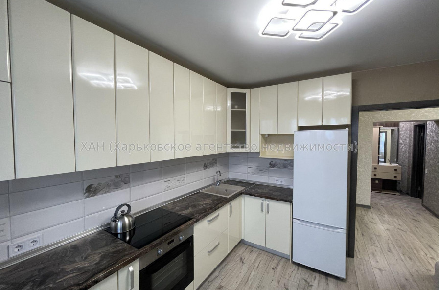 Продам квартиру, Мира ул. , 2  ком., 45 м², евроремонт 