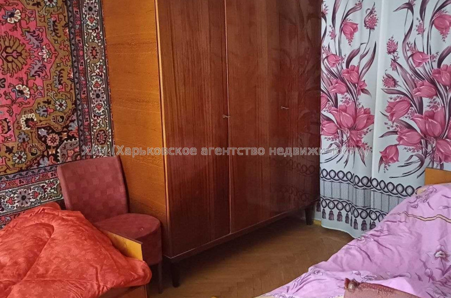 Продам квартиру, Индустриальный просп. , 2  ком., 45 м², советский ремонт 