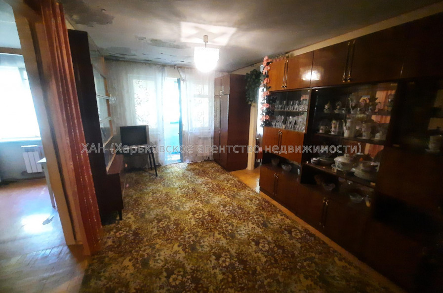Продам квартиру, Индустриальный просп. , 2  ком., 45 м², советский ремонт 