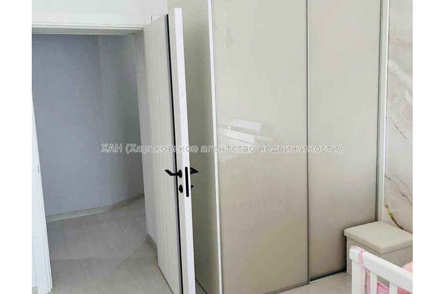 Продам квартиру, Мира ул. , 1  ком., 43 м², капитальный ремонт 