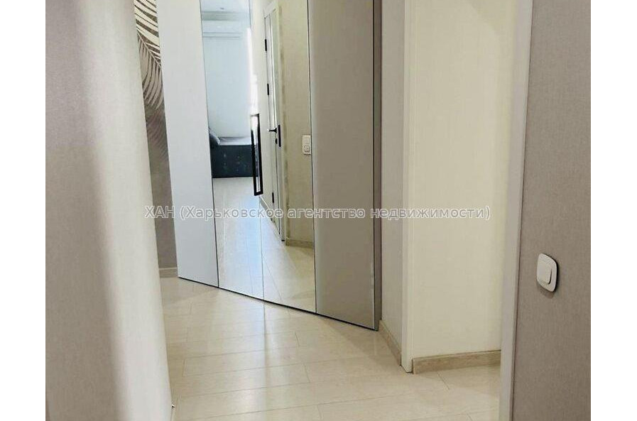 Продам квартиру, Мира ул. , 1  ком., 43 м², капитальный ремонт 