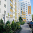 Продам квартиру, Мира ул. , 1  ком., 43 м², капитальный ремонт 
