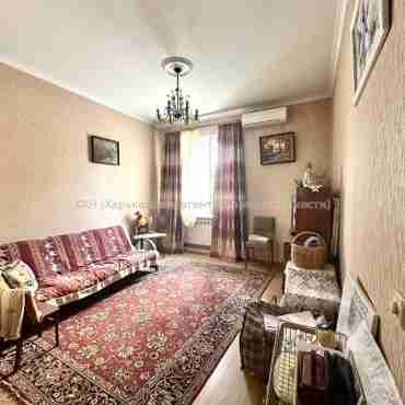 Продам квартиру, Южно-Проектная ул. , 32/304 , 3 кім., 66.80 м², капитальный ремонт 