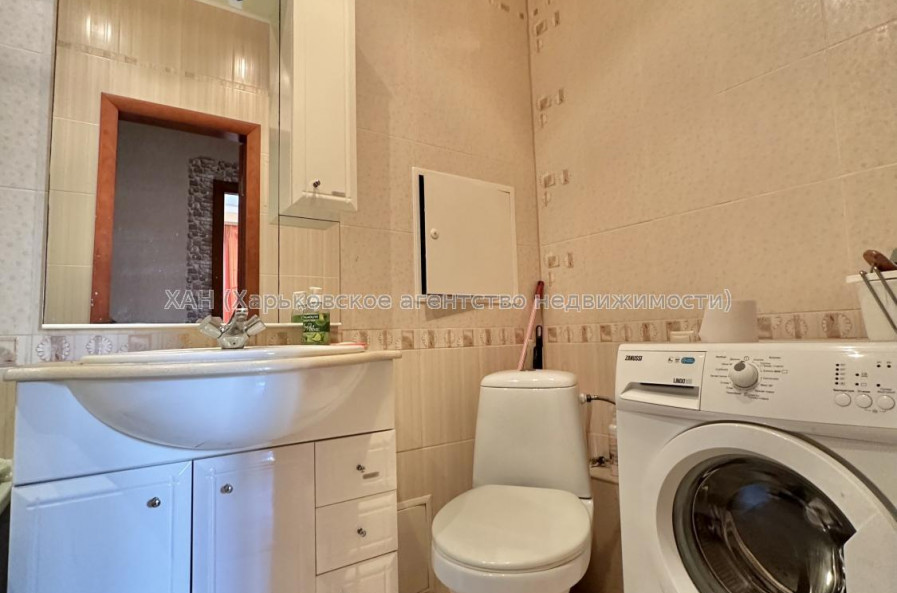 Продам квартиру, Южно-Проектная ул. , 32/304 , 3 кім., 66.80 м², капитальный ремонт 