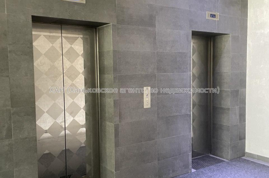 Здам нежитлову нерухомість, офис в офисном центре , 3 кім., 135 м², евроремонт 