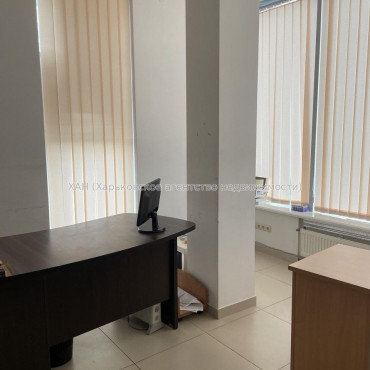 Здам нежитлову нерухомість, офис в офисном центре , 3 кім., 135 м², евроремонт 