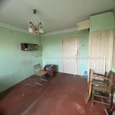 Продам квартиру, Глобинская ул. , 1  ком., 15 м², без ремонта 