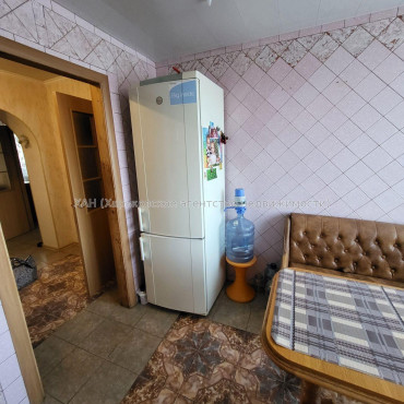 Продам квартиру, Кулиничевская ул. , 3  ком., 60 м², косметический ремонт 