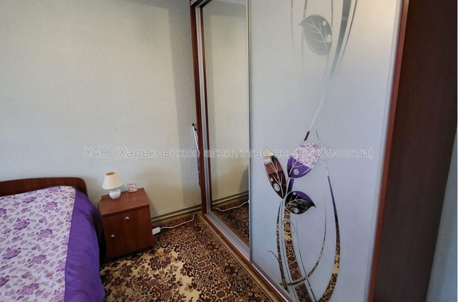 Продам квартиру, Кулиничевская ул. , 3 кім., 60 м², косметический ремонт 
