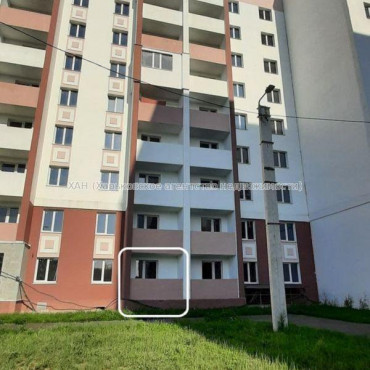 Продам квартиру, Шевченковский пер. , 1  ком., 37 м², без внутренних работ 