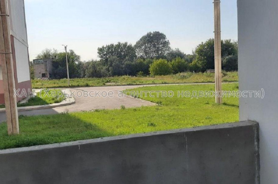 Продам квартиру, Шевченковский пер. , 1 кім., 37 м², без внутренних работ 