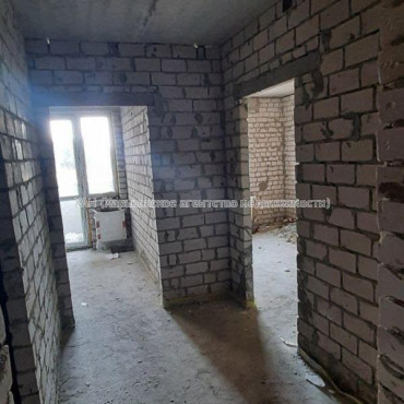 Продам квартиру, Шевченковский пер. , 1  ком., 37 м², без внутренних работ 