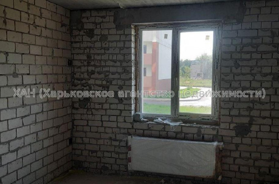 Продам квартиру, Шевченковский пер. , 1 кім., 37 м², без внутренних работ 