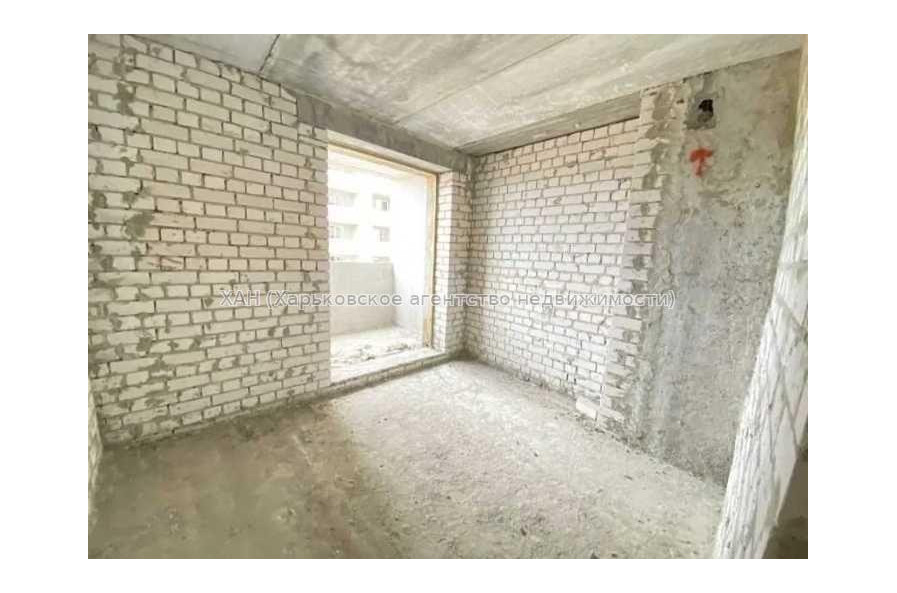 Продам квартиру, Валентиновская ул. , 1 кім., 40 м², без внутренних работ 