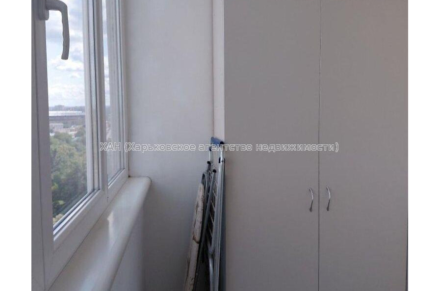 Продам квартиру, Героев Харькова просп. , 1 кім., 44 м², евроремонт 