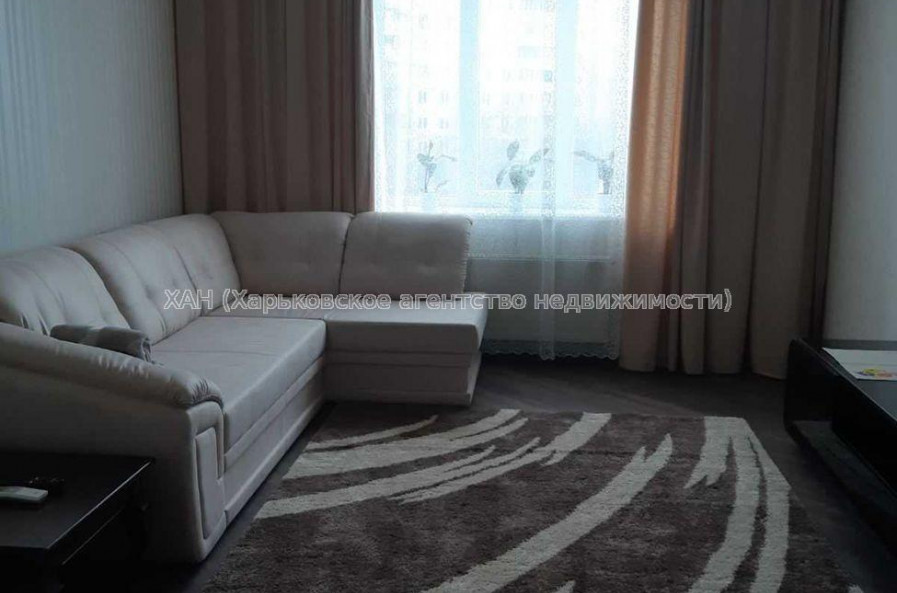 Продам квартиру, Победы просп. , 2  ком., 77.50 м², евроремонт 