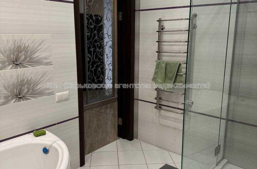 Продам квартиру, Победы просп. , 2  ком., 77.50 м², евроремонт 