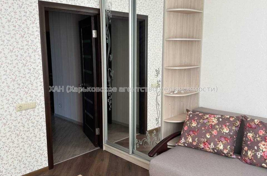 Продам квартиру, Победы просп. , 2  ком., 77.50 м², евроремонт 