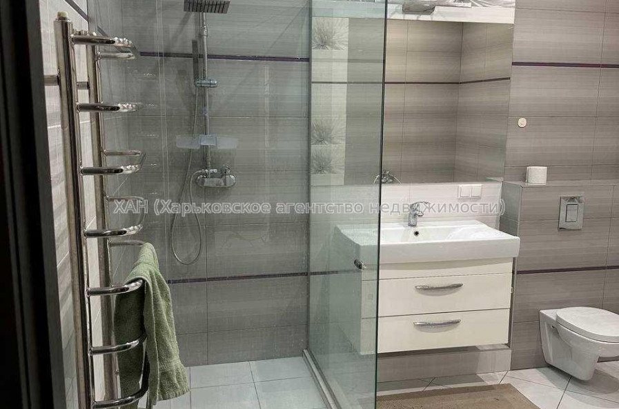 Продам квартиру, Победы просп. , 2  ком., 77.50 м², евроремонт 