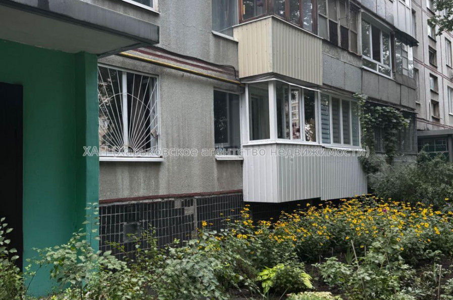 Продам квартиру, Тракторостроителей просп. , 1 кім., 26.20 м², косметический ремонт 