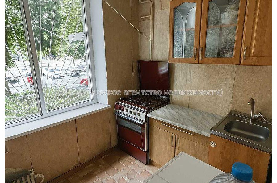 Продам квартиру, Тракторостроителей просп. , 1 кім., 26.20 м², косметический ремонт 