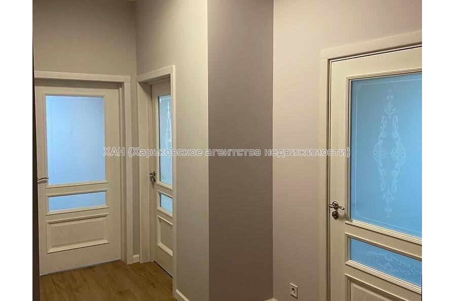 Продам квартиру, Науки просп. , 2  ком., 102 м², авторский дизайн 