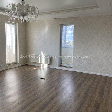 Продам квартиру, Науки просп. , 2 кім., 102 м², авторский дизайн 