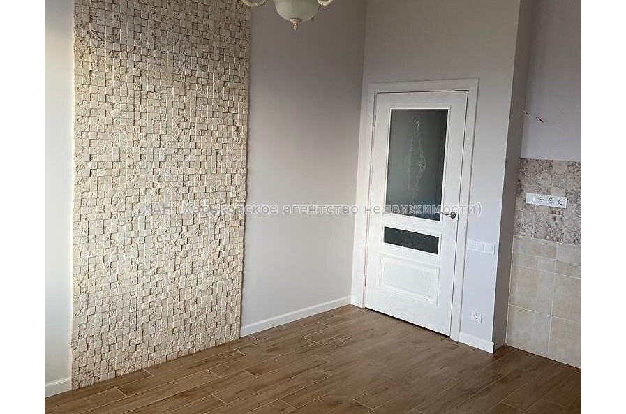 Продам квартиру, Науки просп. , 2  ком., 102 м², авторский дизайн 