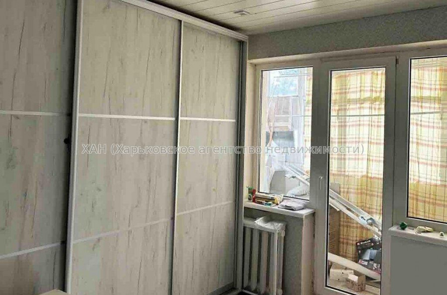 Продам квартиру, Героев Харькова просп. , 1  ком., 32 м², капитальный ремонт 