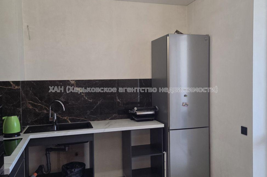 Продам квартиру, Победы просп. , 2  ком., 67 м², евроремонт 